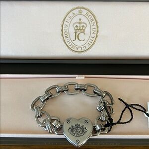 NWT Juicy Couture Turnlock Heart Bracelet